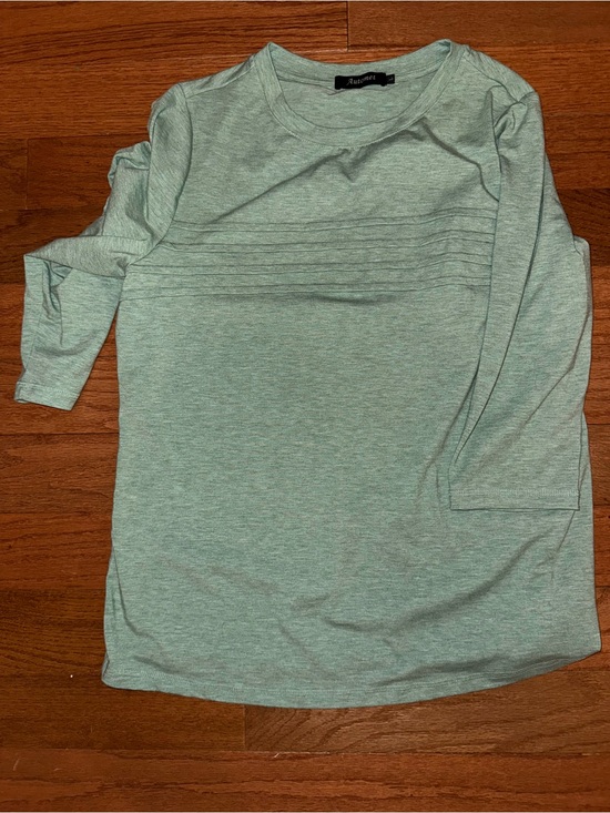 Automet Tops - Light Mint Pintuck Long-Sleeve Tunic by Avenue